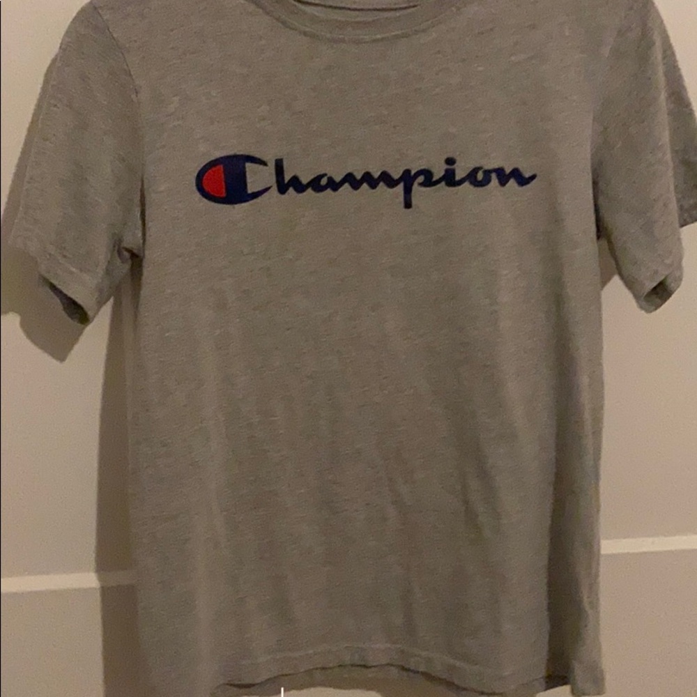 Champion t-shirt
